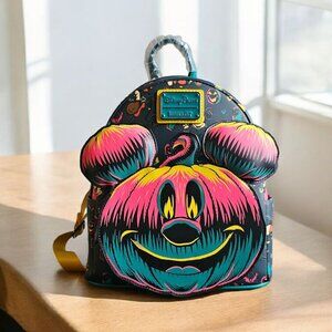 Disney Parks Halloween Mickey Pumpkin LOUNGEFLY Backpack Glows in the Dark New